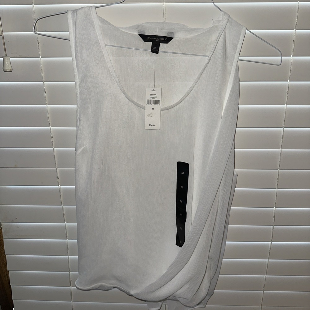 Banana Republic Women's Solid White Shirt Blouse Top Sleeveless Medium M NEW